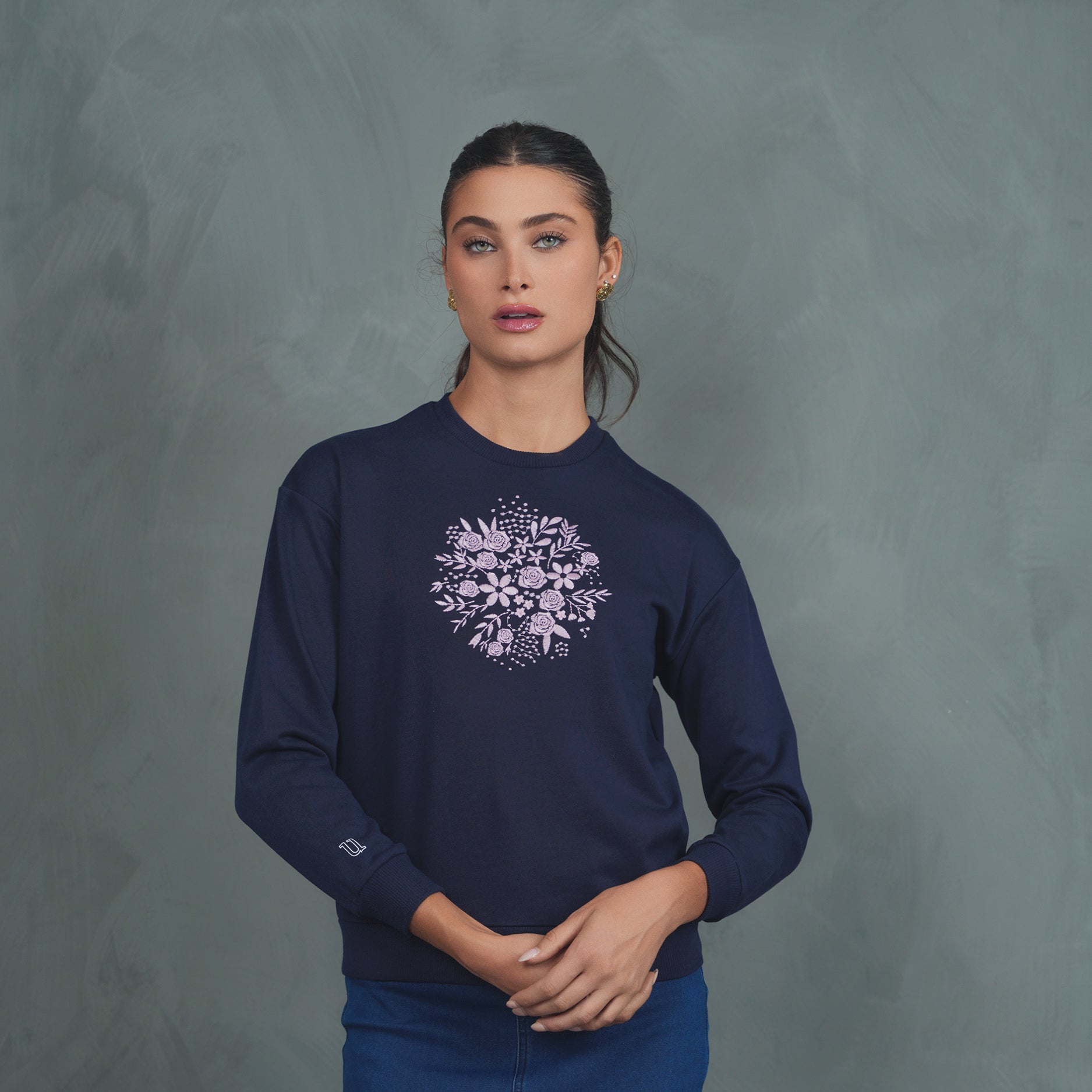 Embroidery Sweatshirt