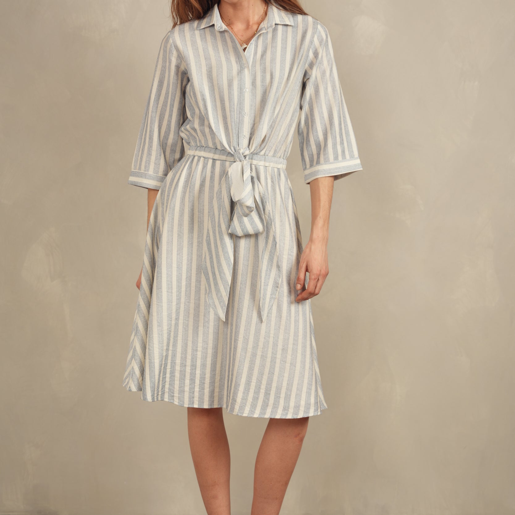 Tie Dress With Collar