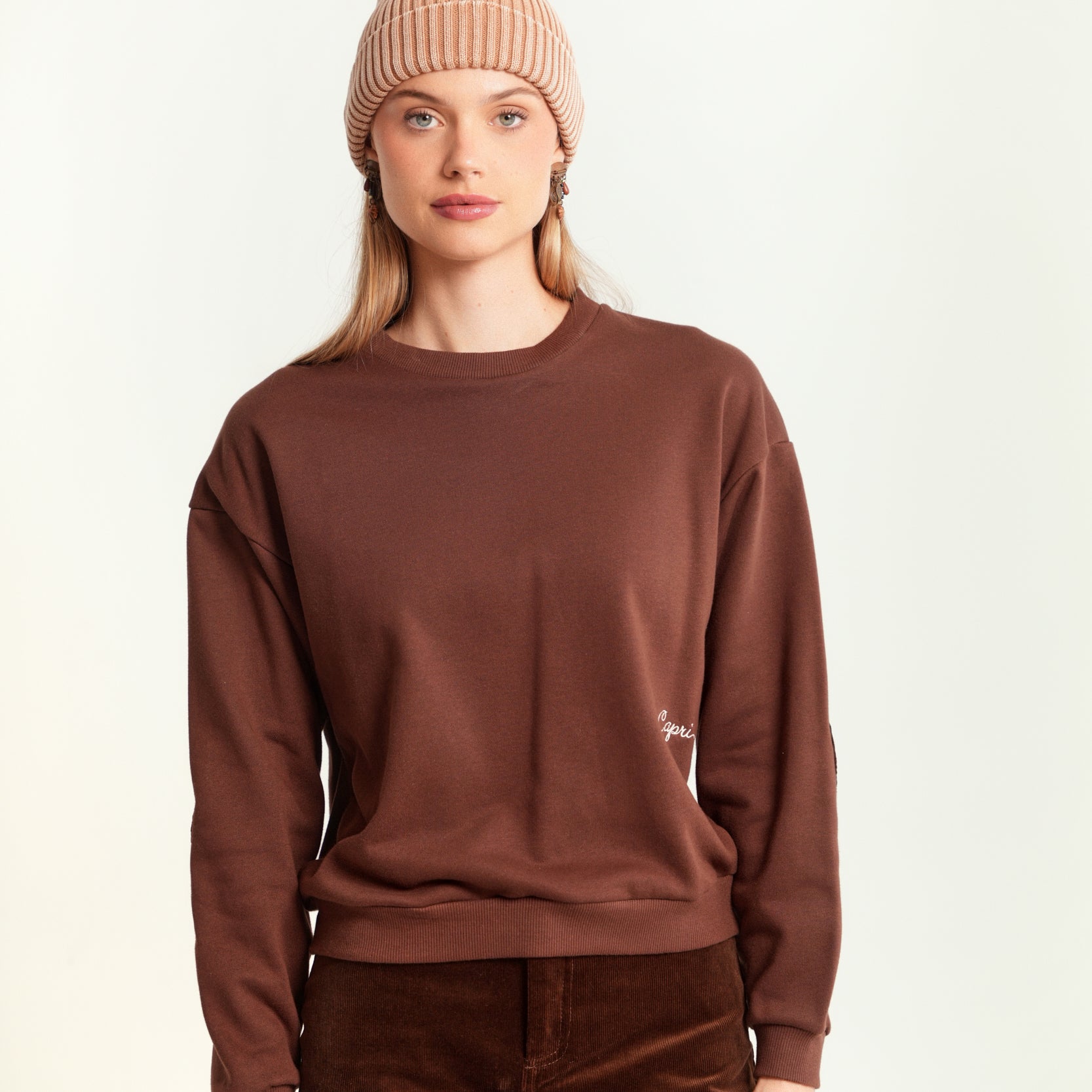 Oversized Sweatshirt w/ Corduroy