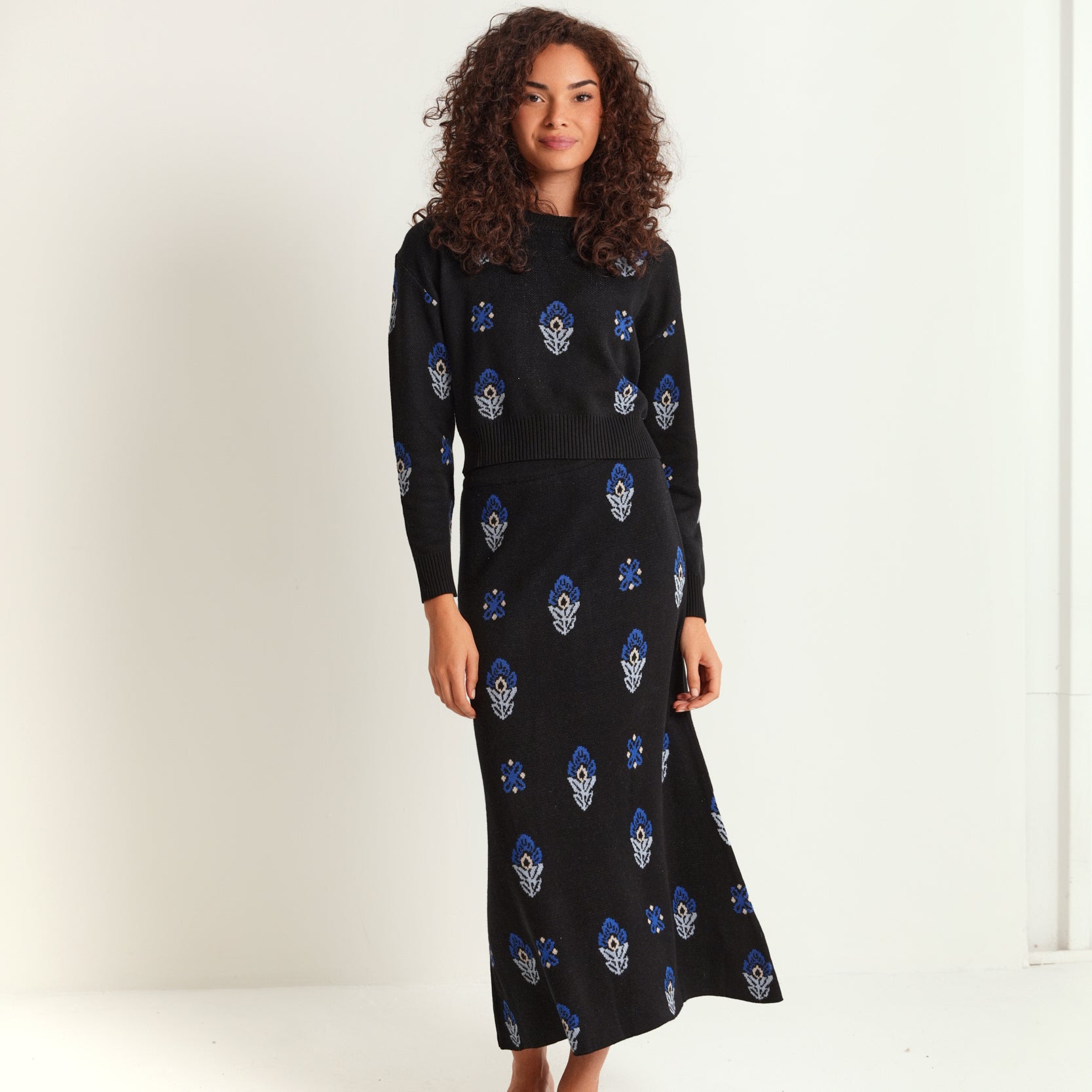 Jacquard Knit Skirt