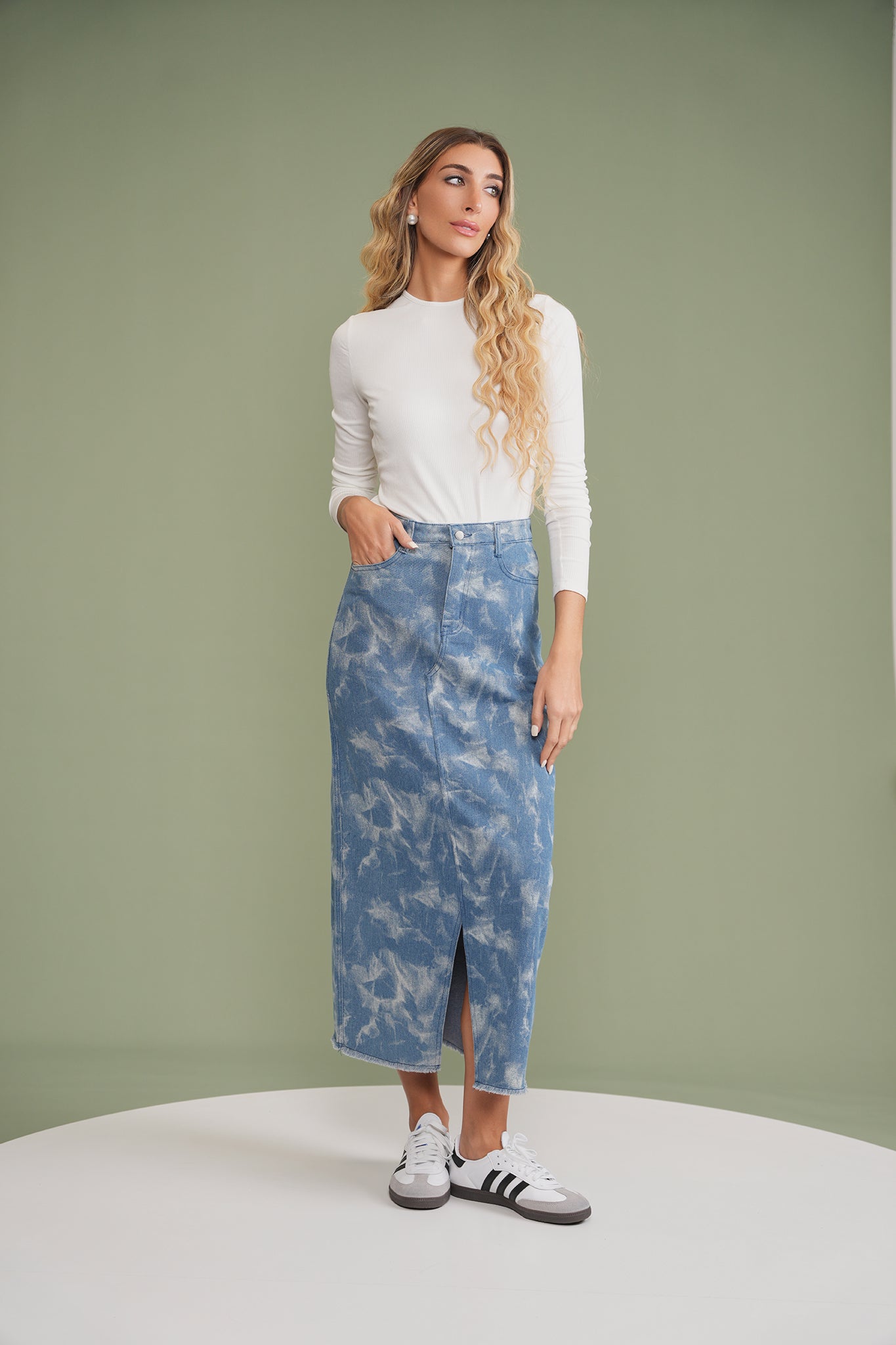 Print Denim Skirt With Slit – udelny.com