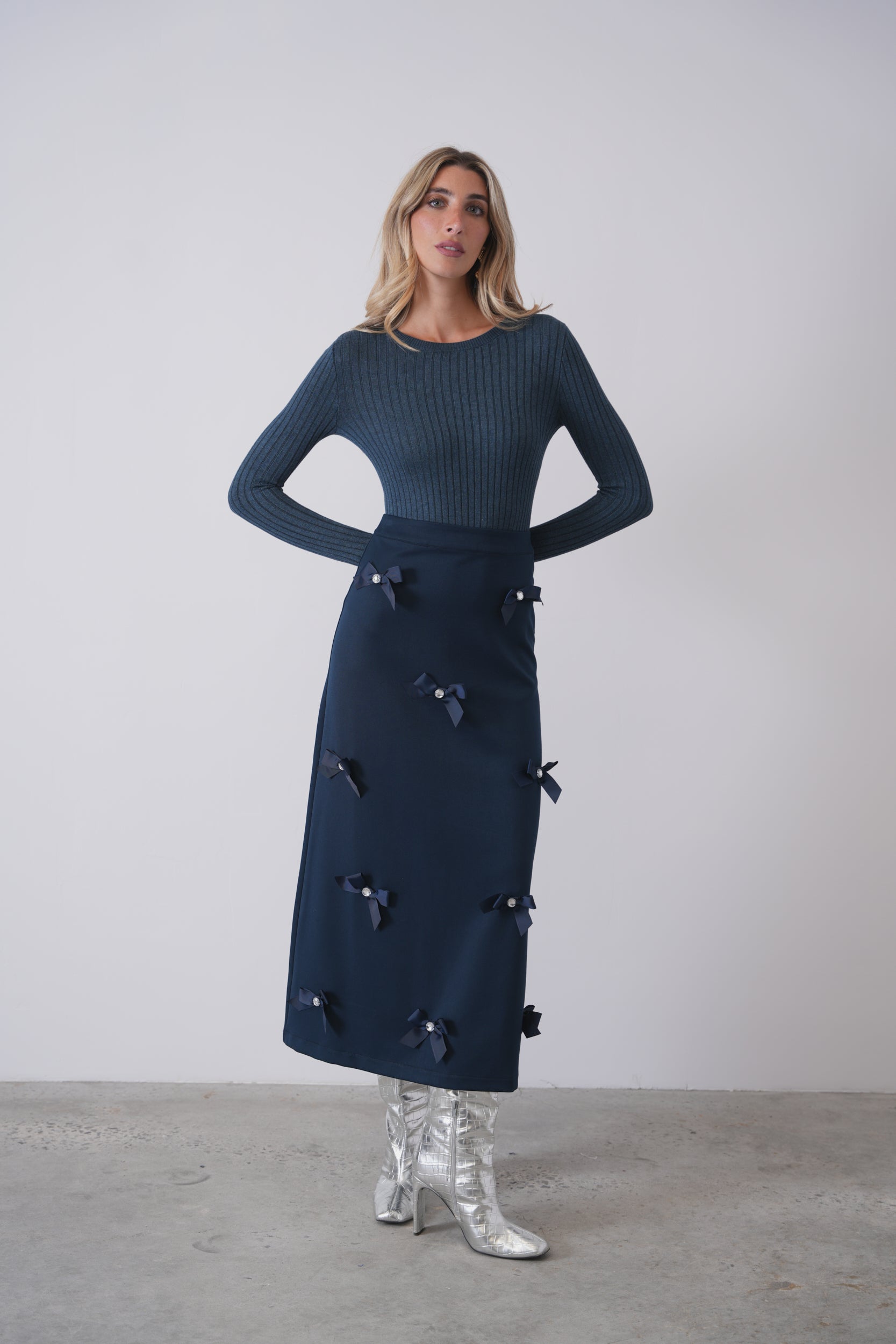 CLAYMORE BOLT&lt;BGO&gt;＆SKIRT INAVANCE ② ENDLESS SKORT - NAVY – LIONESS FASHION USA