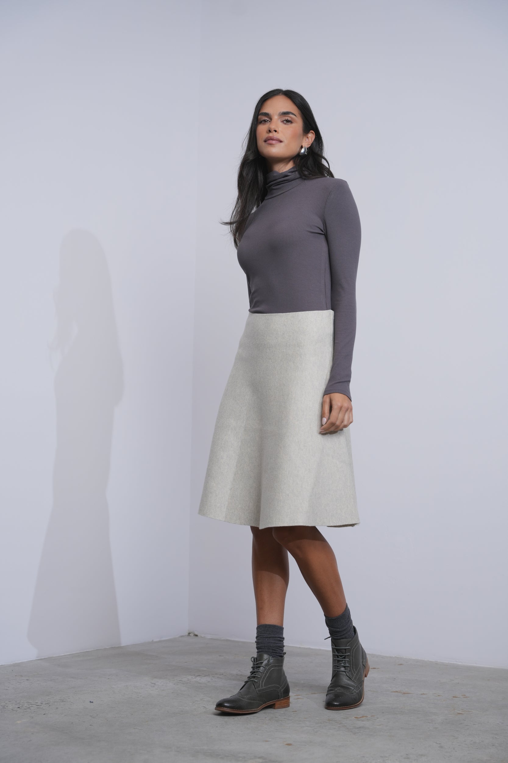 Basic Knit Skirt 23" –1