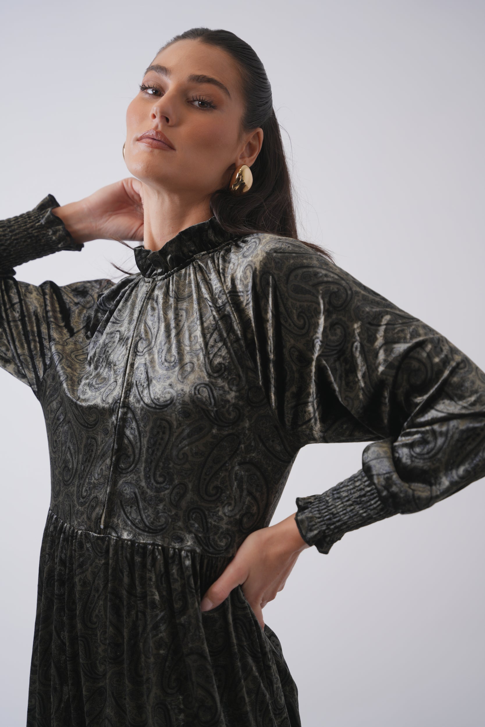 Velour dress – udelny.com