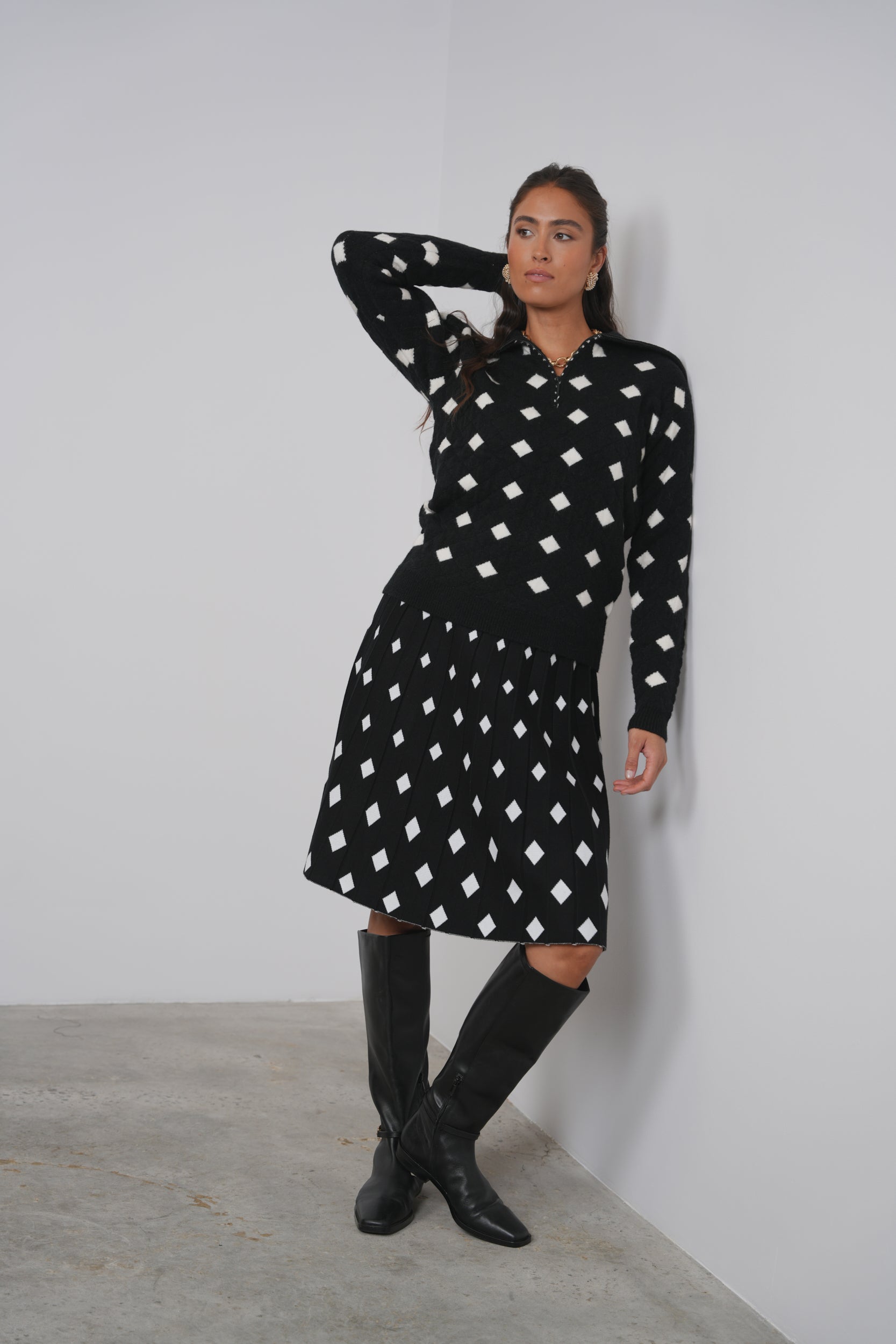 Print Half Knit Zip Top