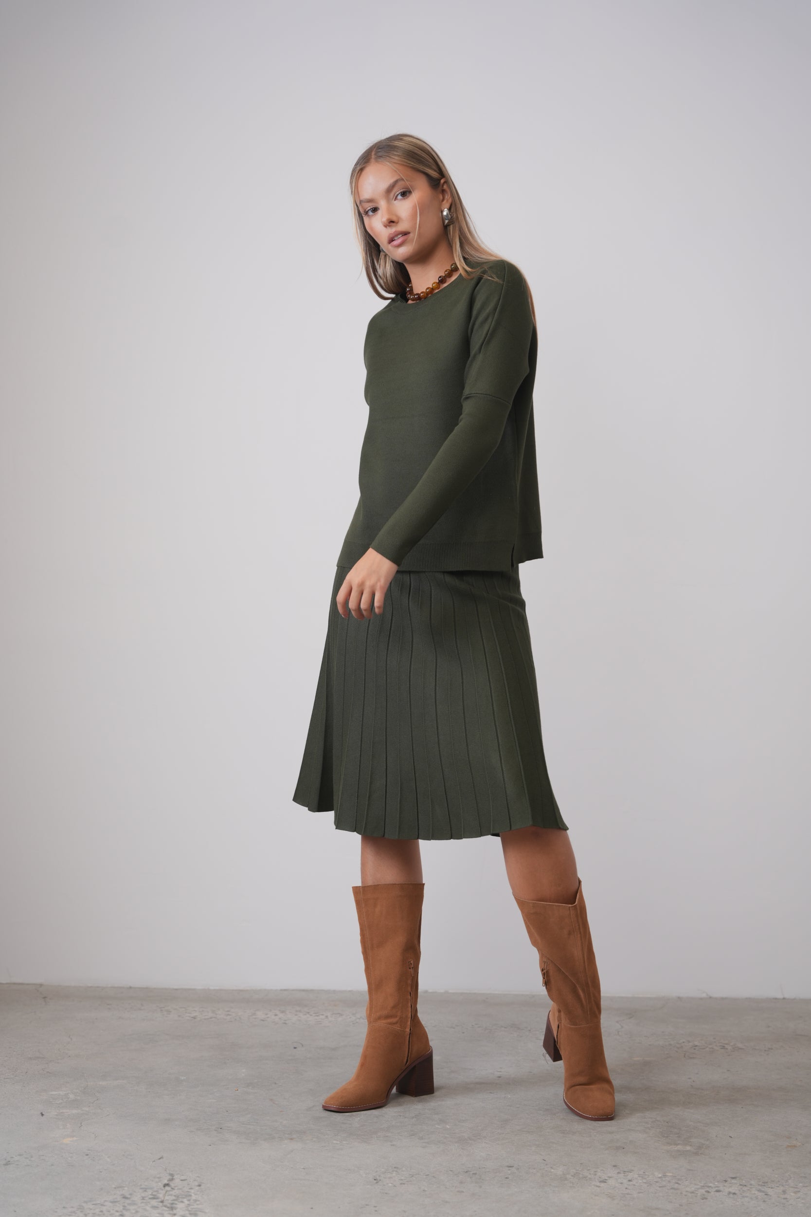 Knit Pleated Skirt 26