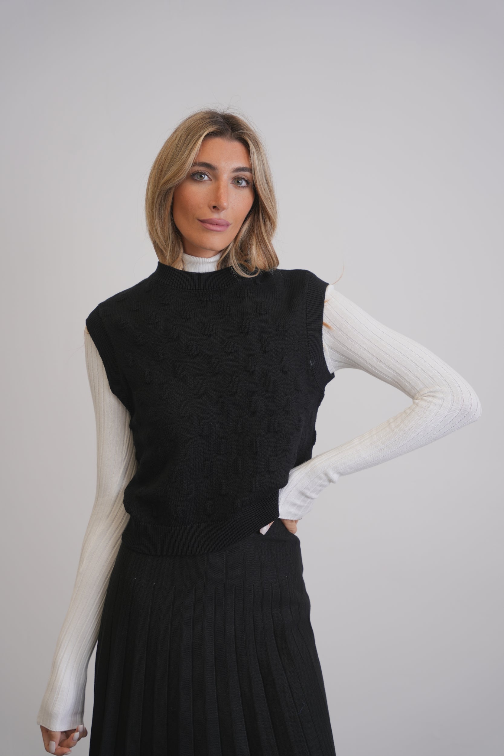 Circle Sweater Vest