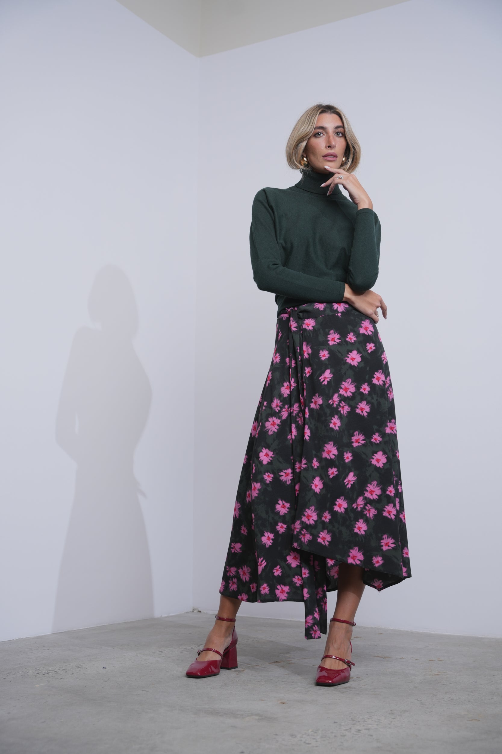 ◆THE MUSEUM VISITOR◆ CHECK BUBBLE WRAP SKIRT WINE 15669 Print Mock Wrap Skirt – udelny.com