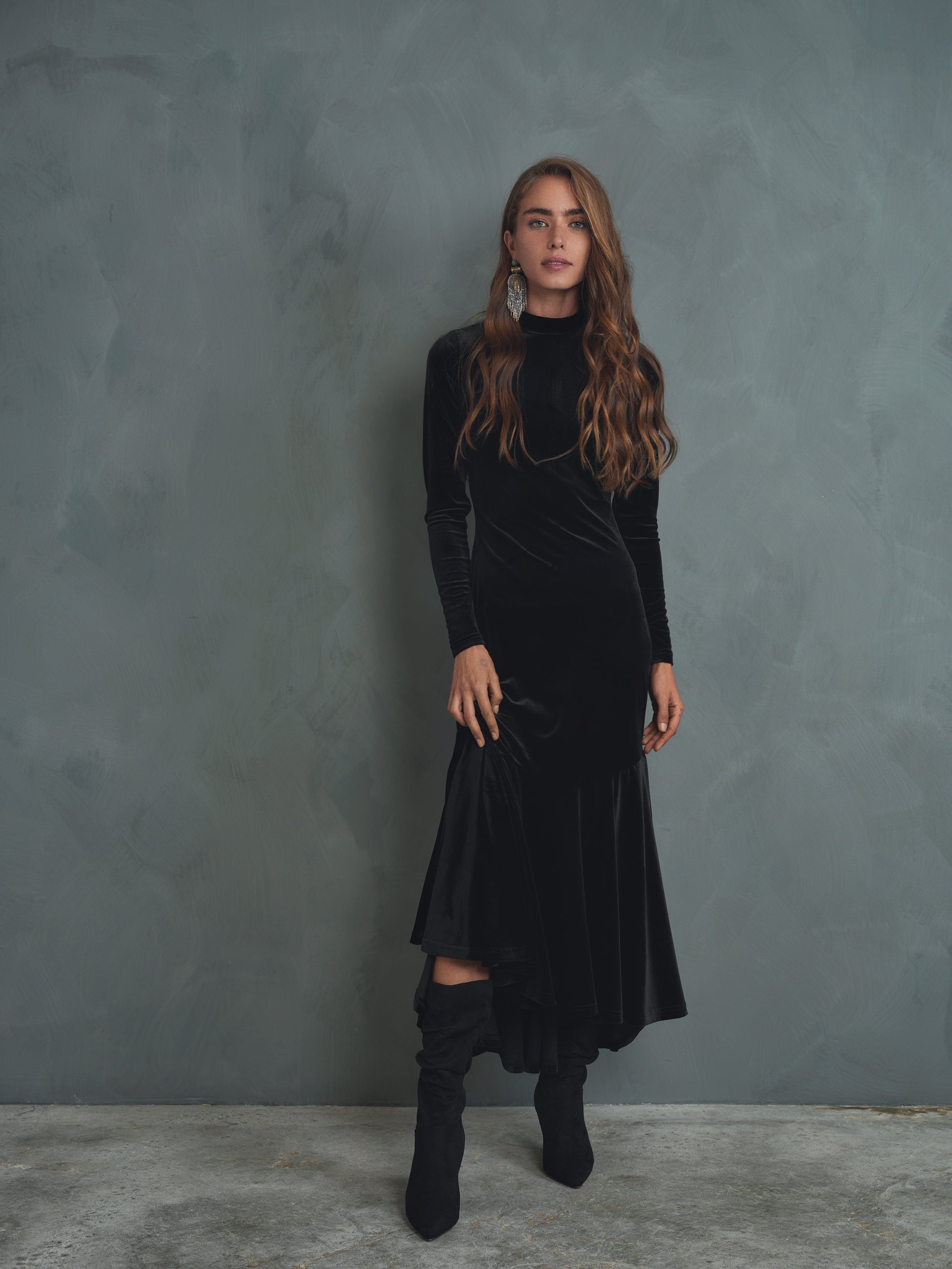 The Versailles Velour High-Low Dress – udelny.com
