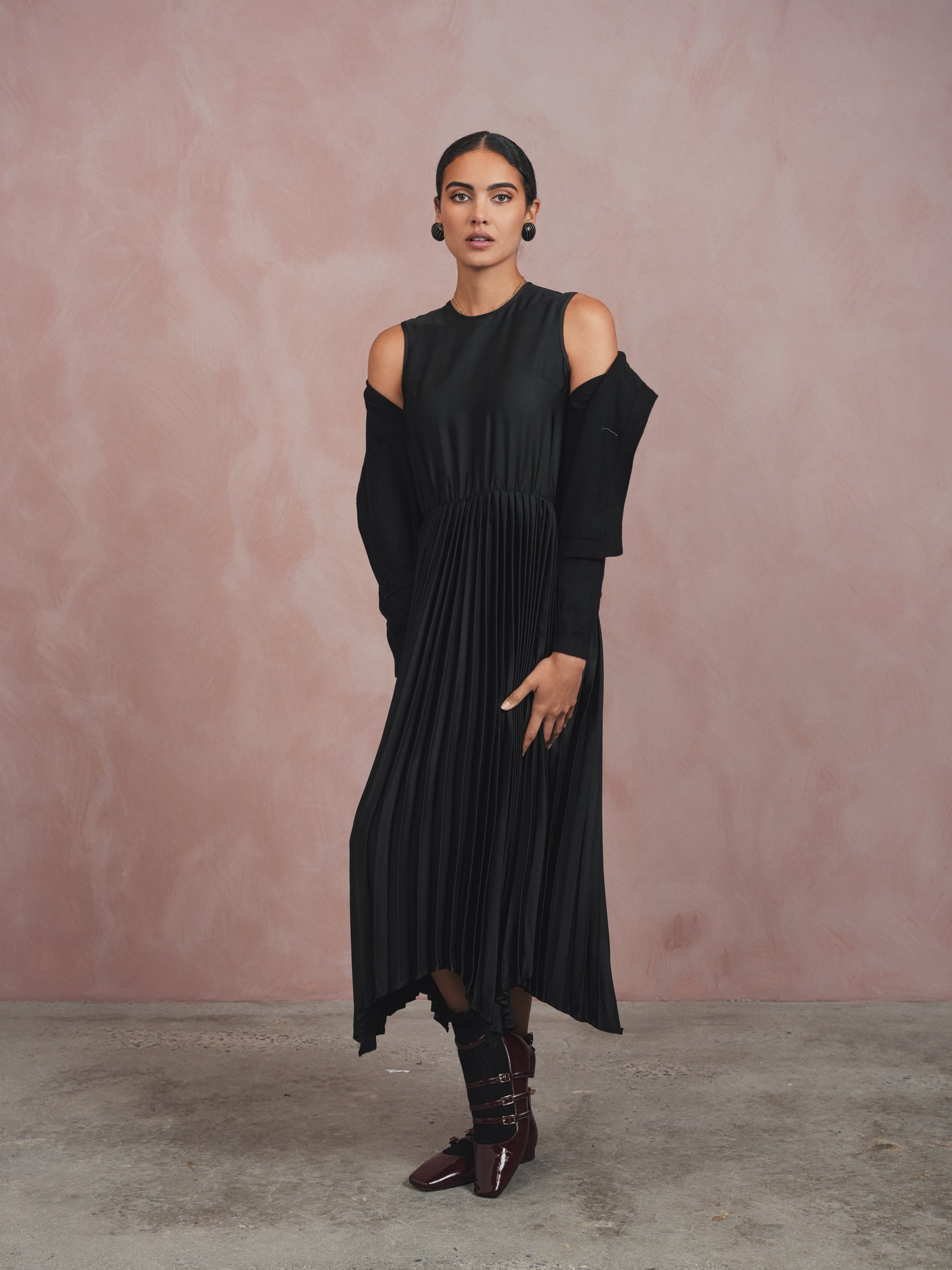 Pleated High-Low Sleeveless Dress udelny.com Pleated High-Low Sleeveless Dress udelny.com