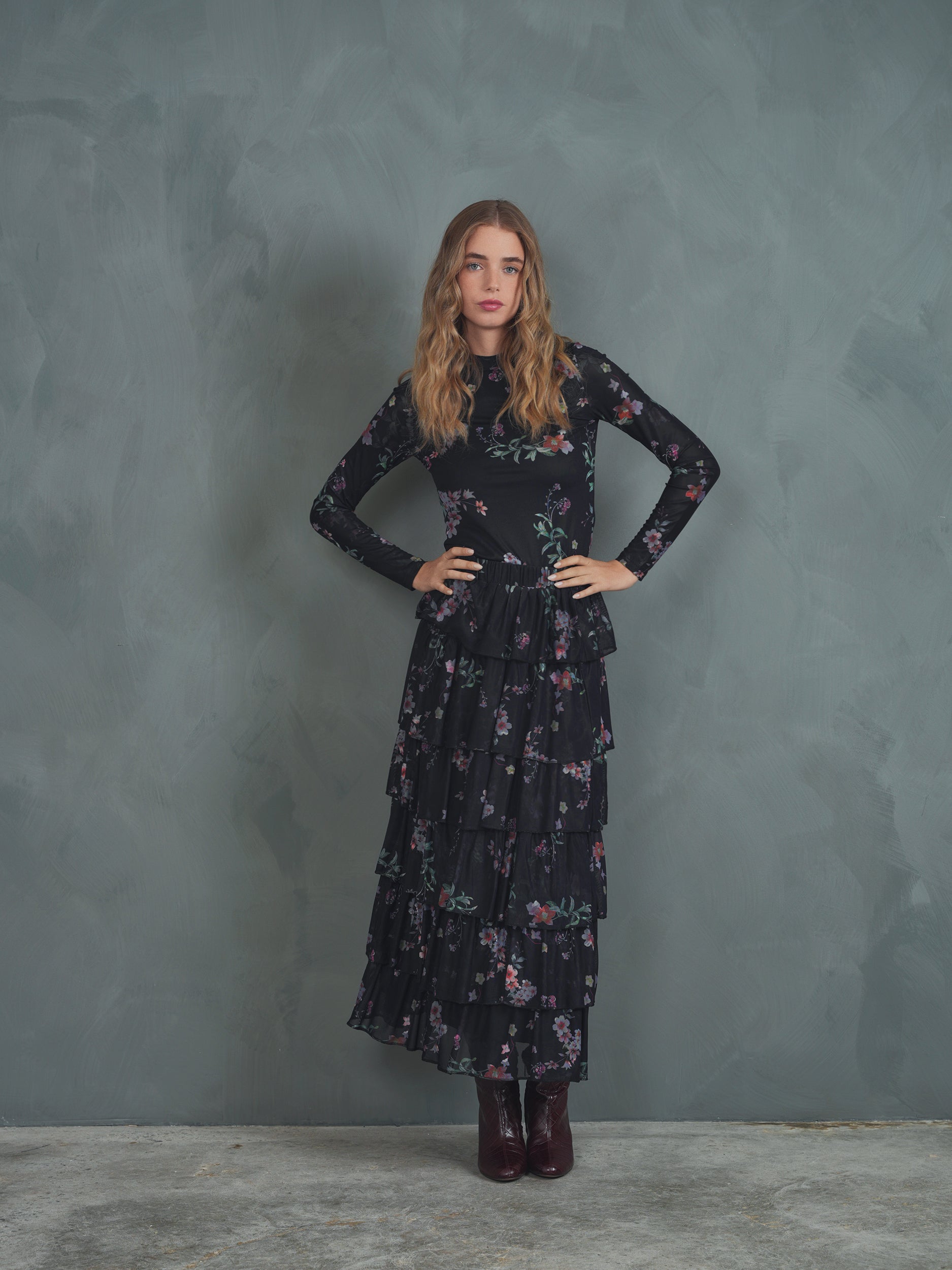 トップス jian ye 25ss mesh food Bordeaux トップス jian ye 25ss mesh food Bordeaux Metallic Mesh Tee